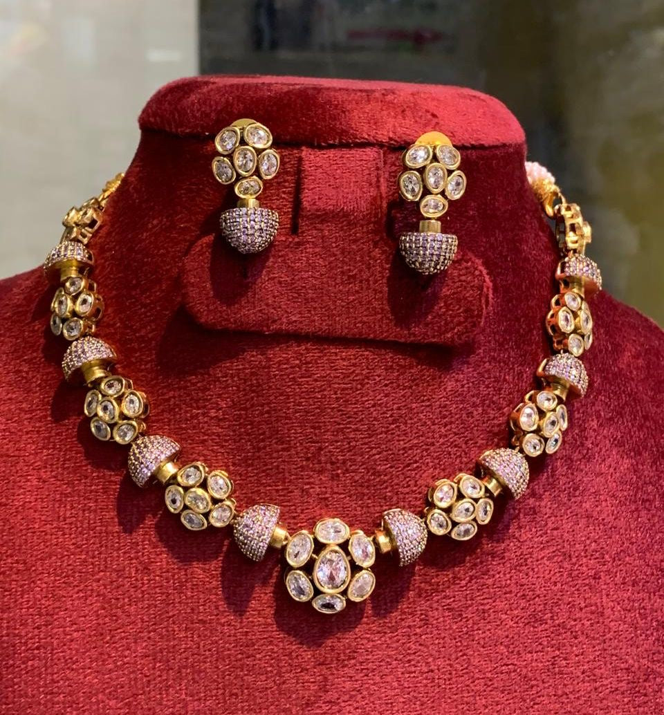 Exquisite Uncut Antique Matte -Premium Necklace with Earrings