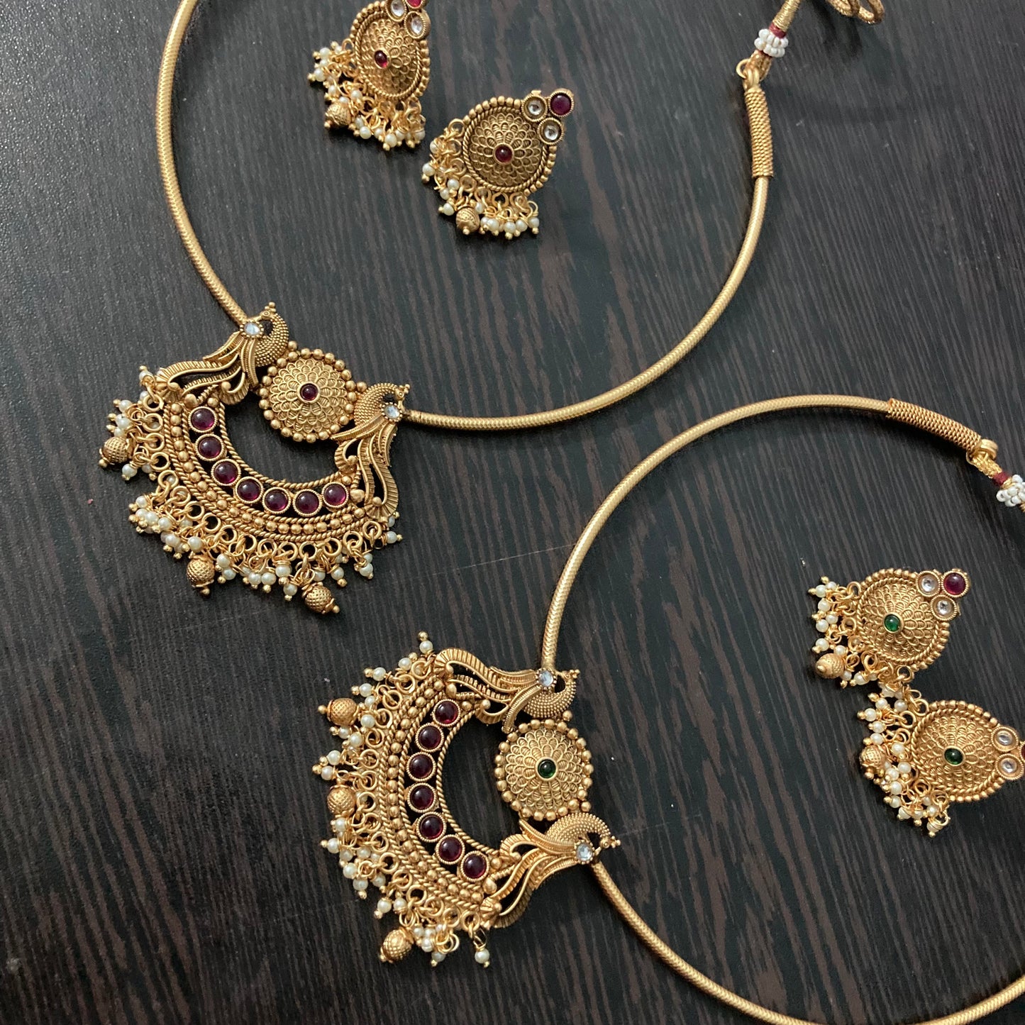 Budgetfinds- Peacock Style Matte Jewelry -Pendant Necklace Set with Kanti