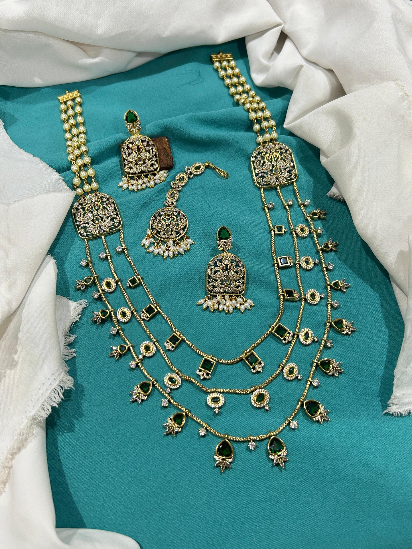 Classic Premium Elegance Layered Necklace with Earrings and Tikka