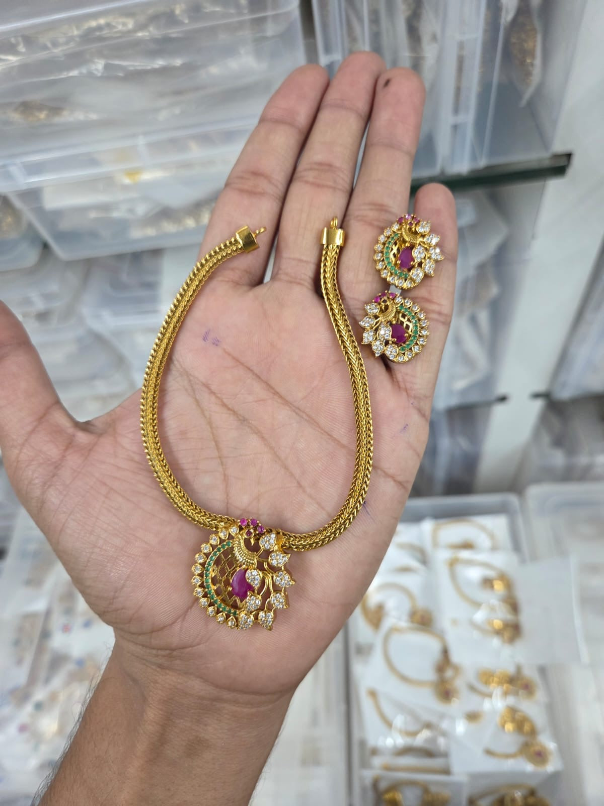 Trending Simple Chain Peacock Necklace With Earrings - Premium Matte finish