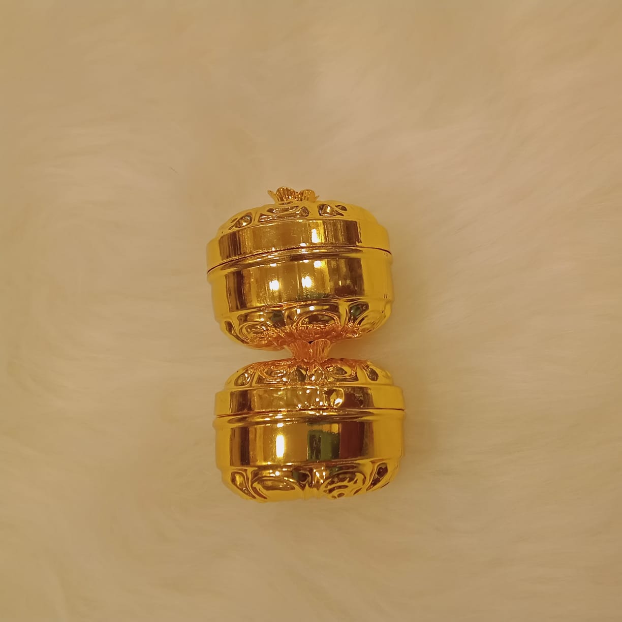 Beautiful Flower Top Microplated Gold Finish Boxes- Return Gifts