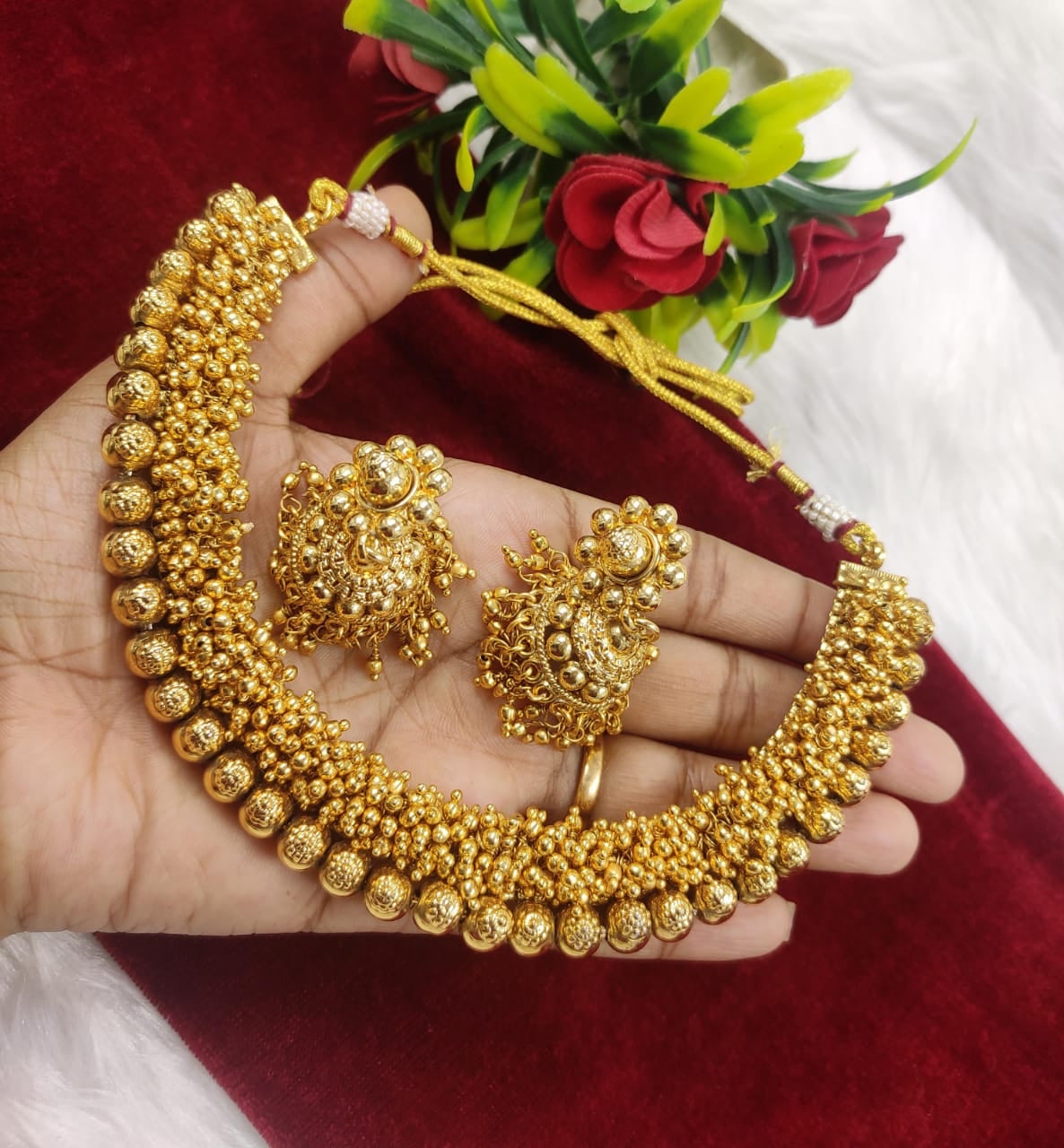 Charming Antique Beaded Choker Necklace Set with Earrings