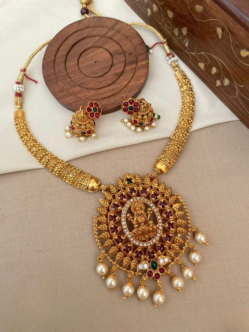 Kanti necklace discount