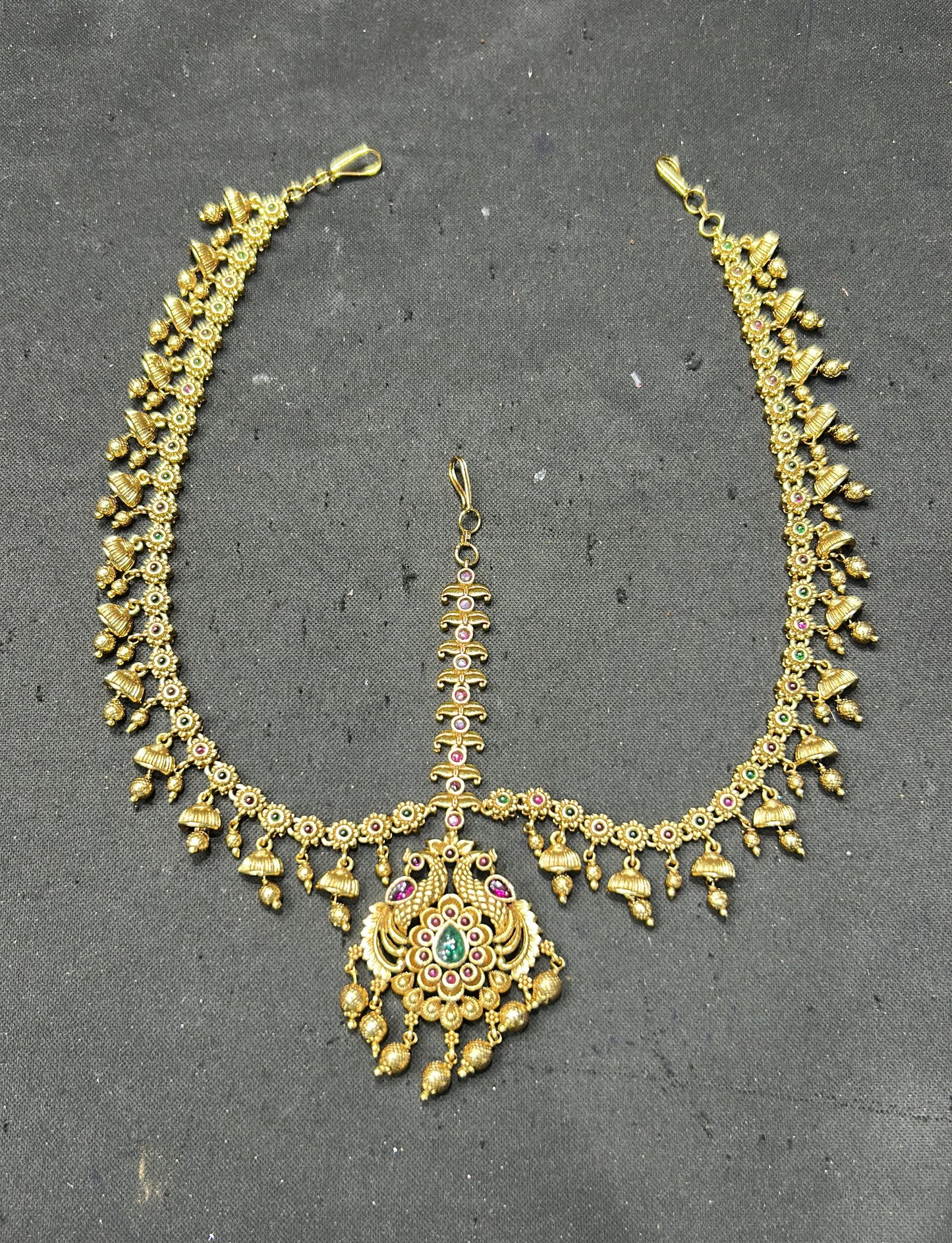 Beautiful Bridal Premium Matte Kemp Stone Mathpati Tikkas- Multicolor