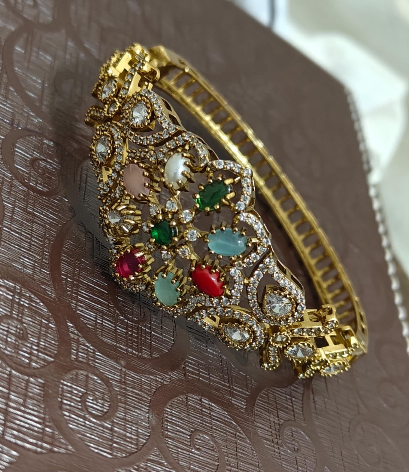 Beautiful Matte finish Openable Kada Bangle -1Pc