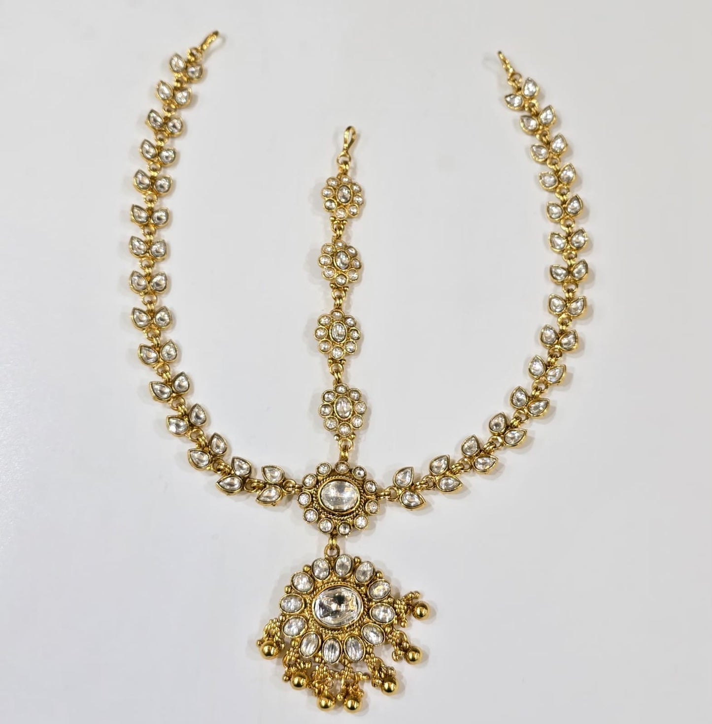 Beautiful Premium Matte Kemp Stone Bridal Mathpati Tikkas -Red Green