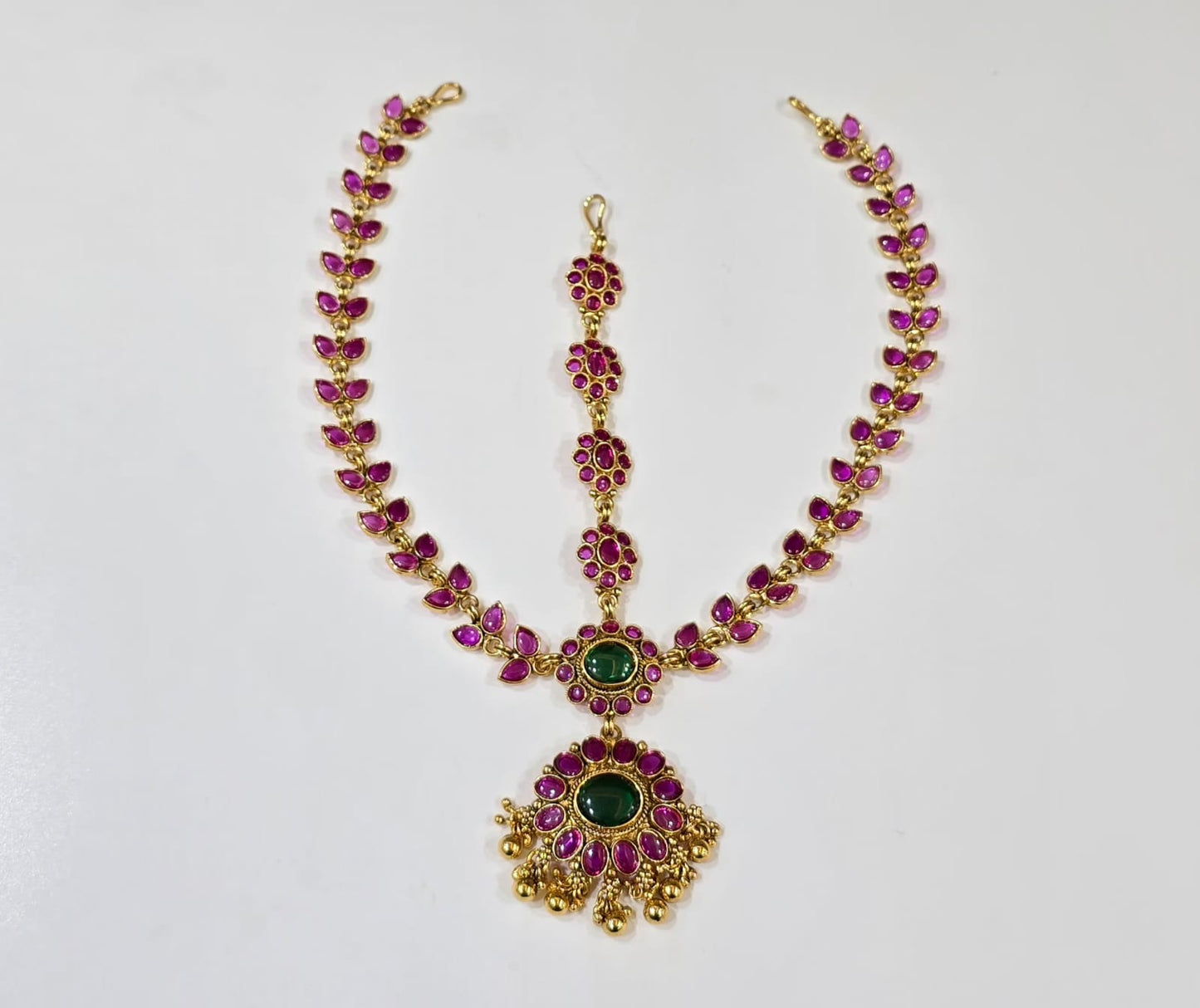 Beautiful Premium Matte Kemp Stone Bridal Mathpati Tikkas -Red Green