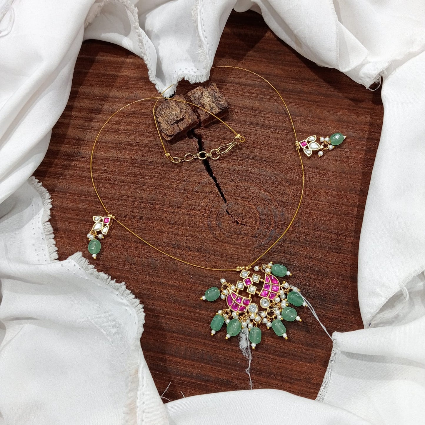 Elegant Premium Jadau Kundan Invisible Chain Necklace