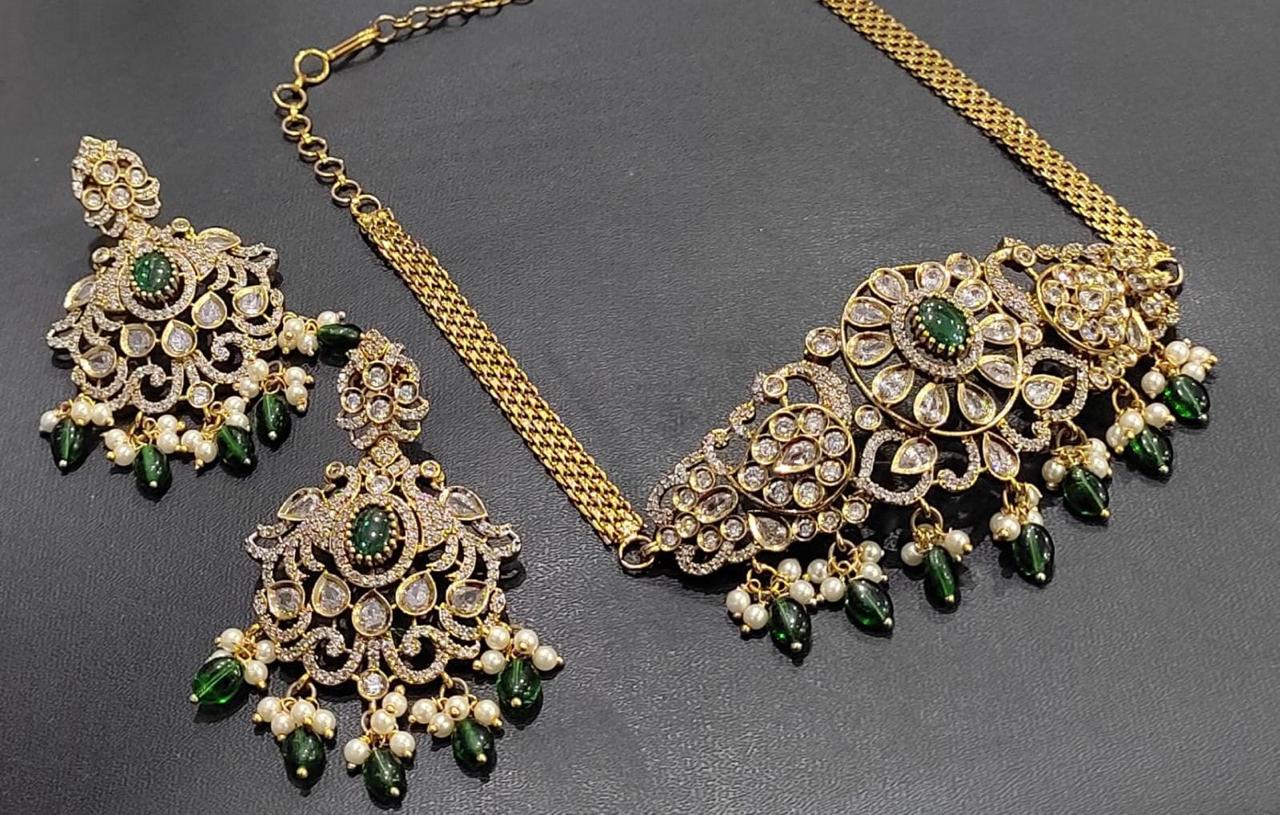 New Premium Matte Beaded Mini Choker Necklace Set With Sparkling Earrings