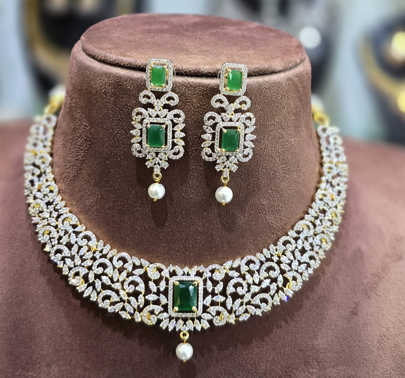 Stylish and Trendy Cz Stone GJ Polish Necklace Set With Earrings
