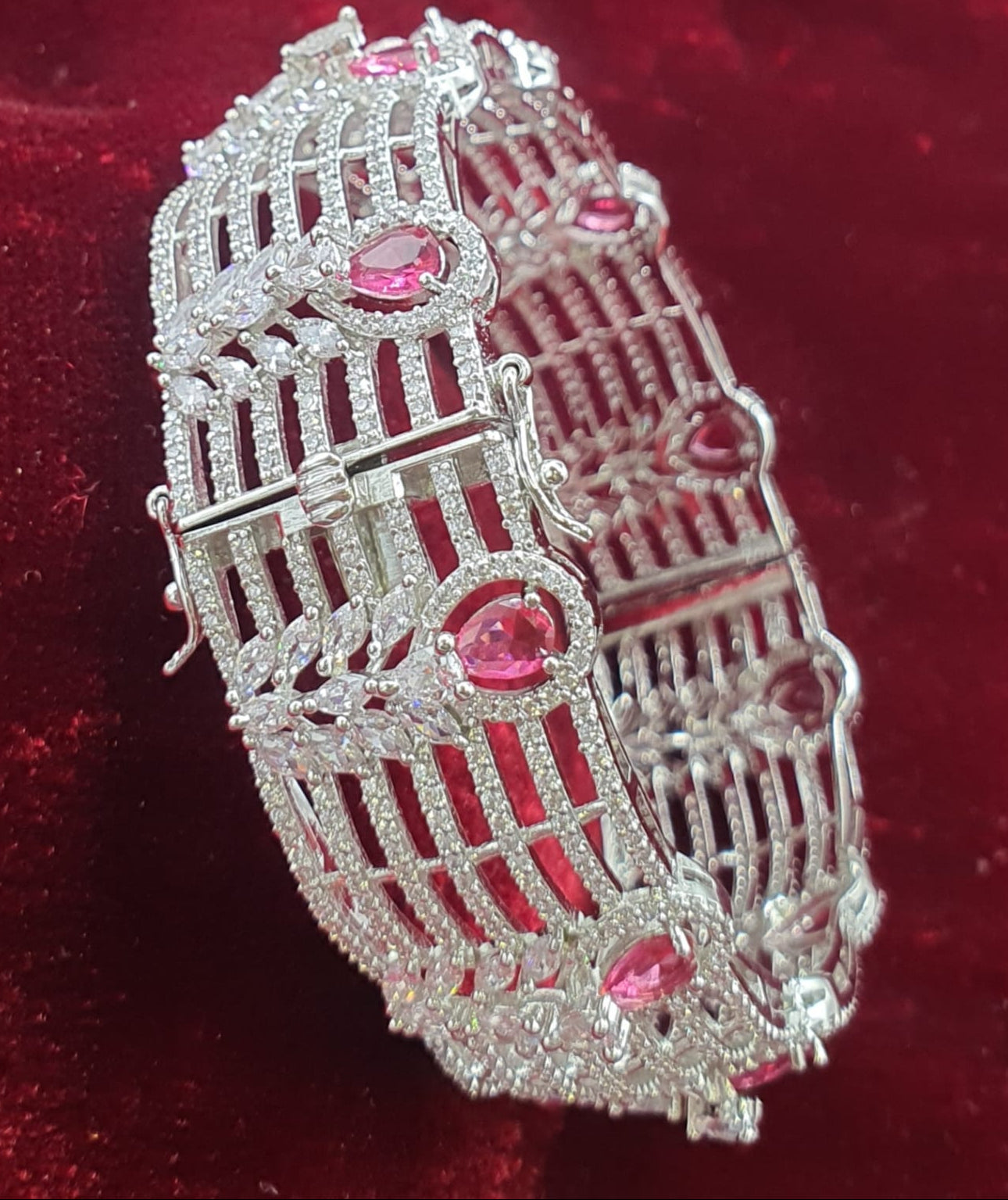 Trendy And Classy Premium Silver Finish Openable Kada Bangles - 1 Piece