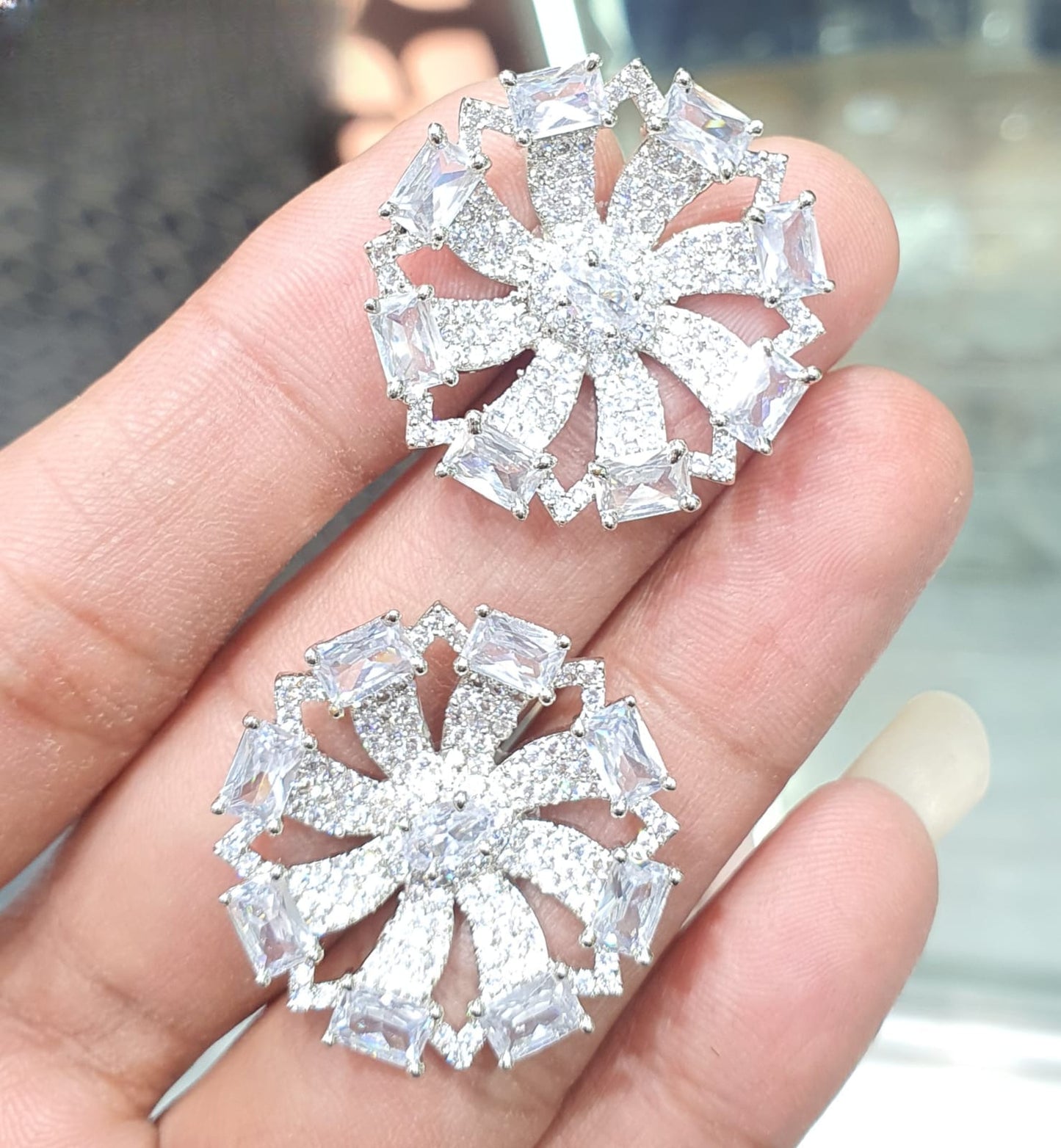 Super-Cute Classy Cz Stone Silver Polish Stud Earrings