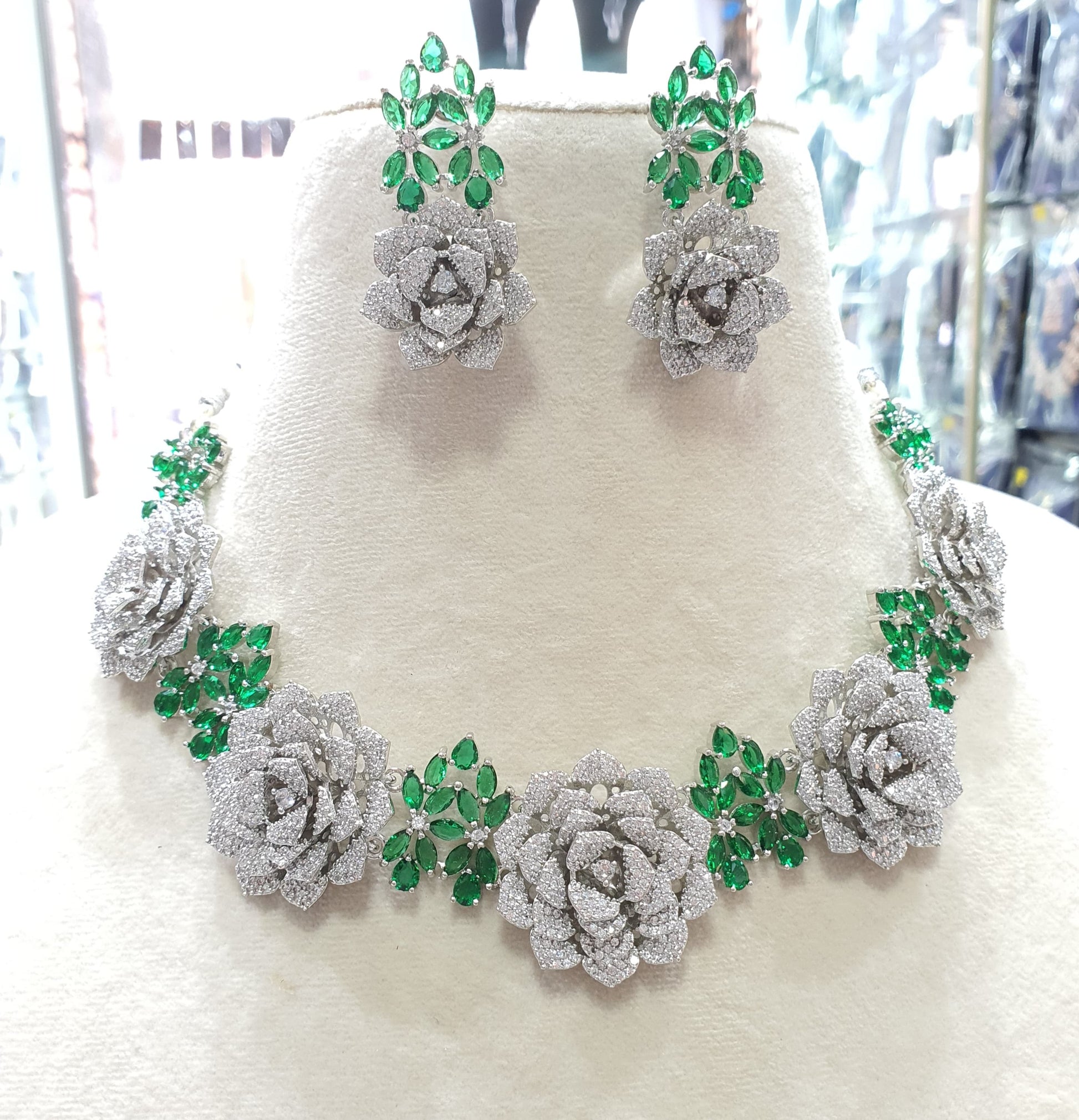 Amazing Flower Design American Diamond Stone Necklace Set with Earrings -Silver