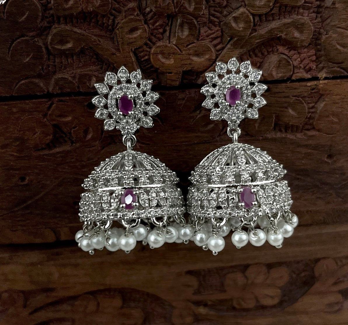 Cute jhumkas deals