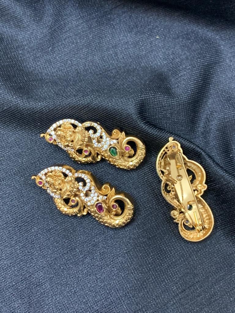 Premium Matte finish Stone Saree Pin -1pc - Party wear Temple Jewelry Brooch