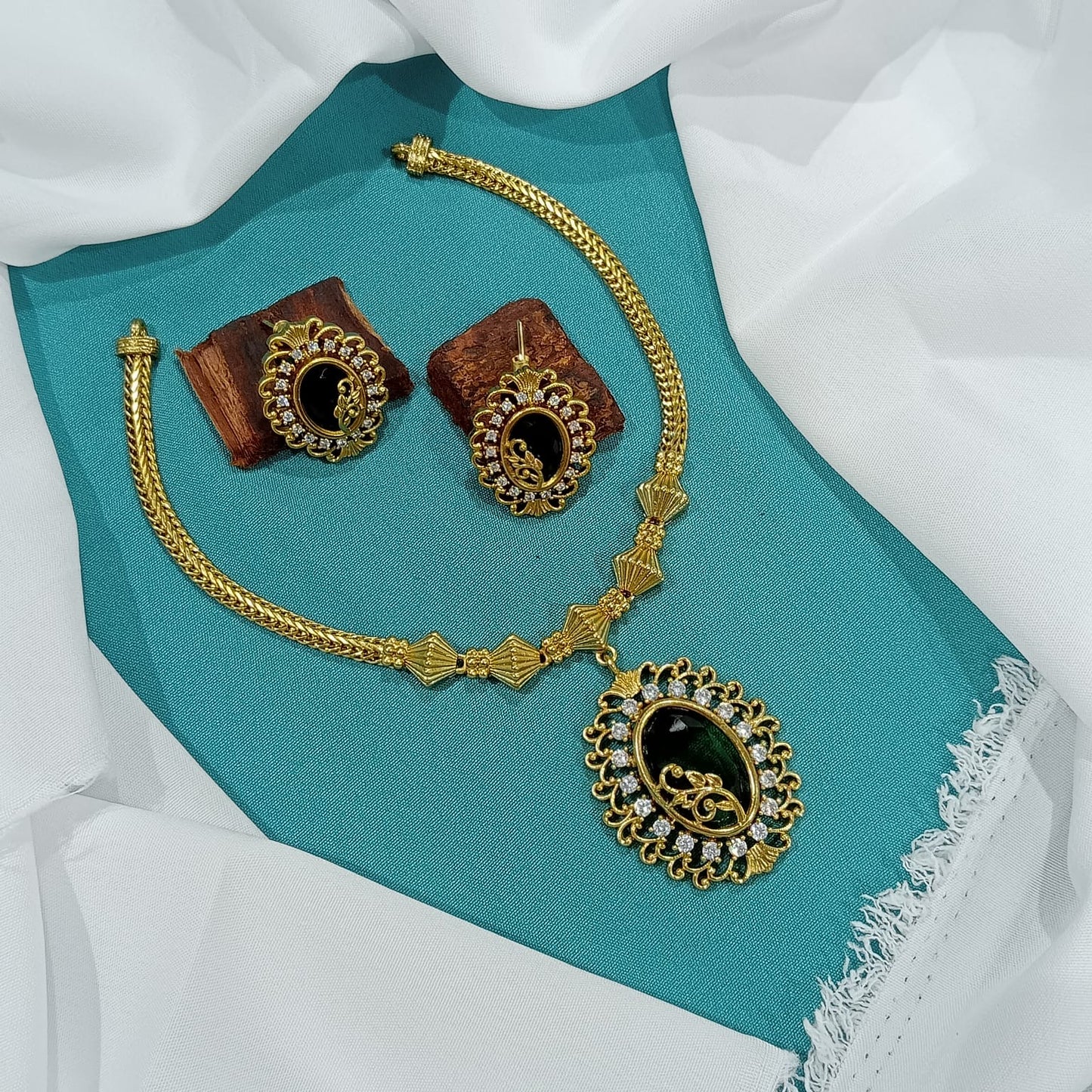 Premium Antique Matte Pendant Necklace with Earrings- Multicolor,Green, Red,White