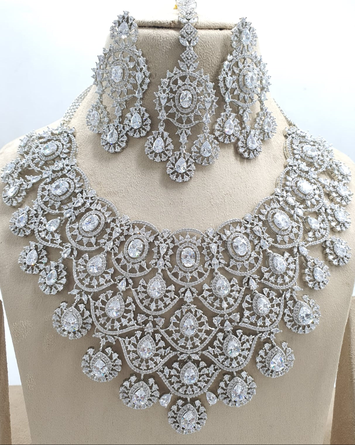 Beautiful American Diamond Stone Choker Necklace Set With Earrings - Silver Finish
