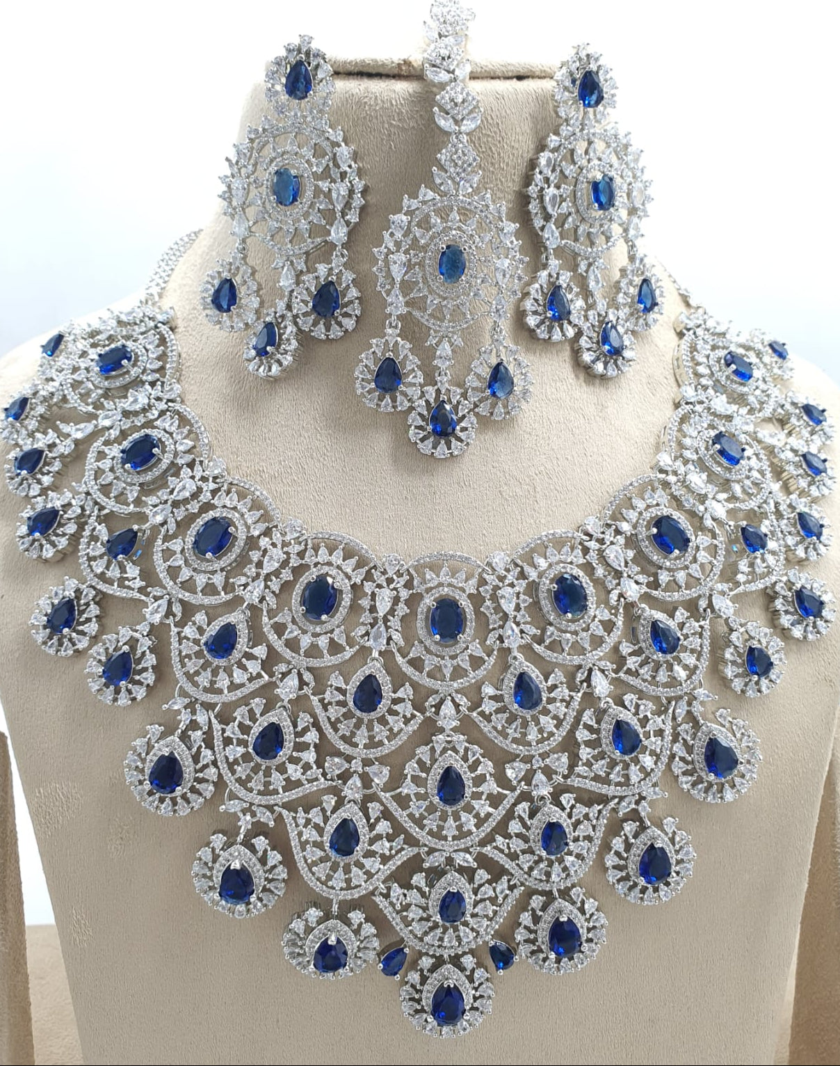 Beautiful American Diamond Stone Choker Necklace Set With Earrings - Silver Finish