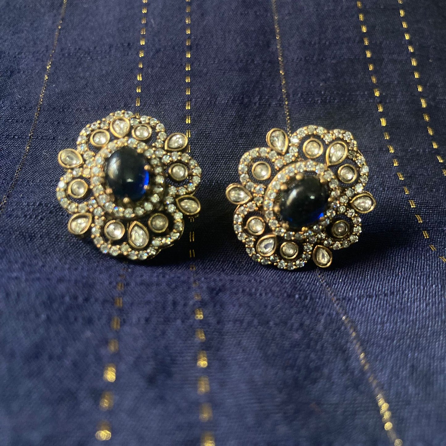 Beautiful Premium Antique Finish CZ Stone Big Stud Earrings - 1 Pair