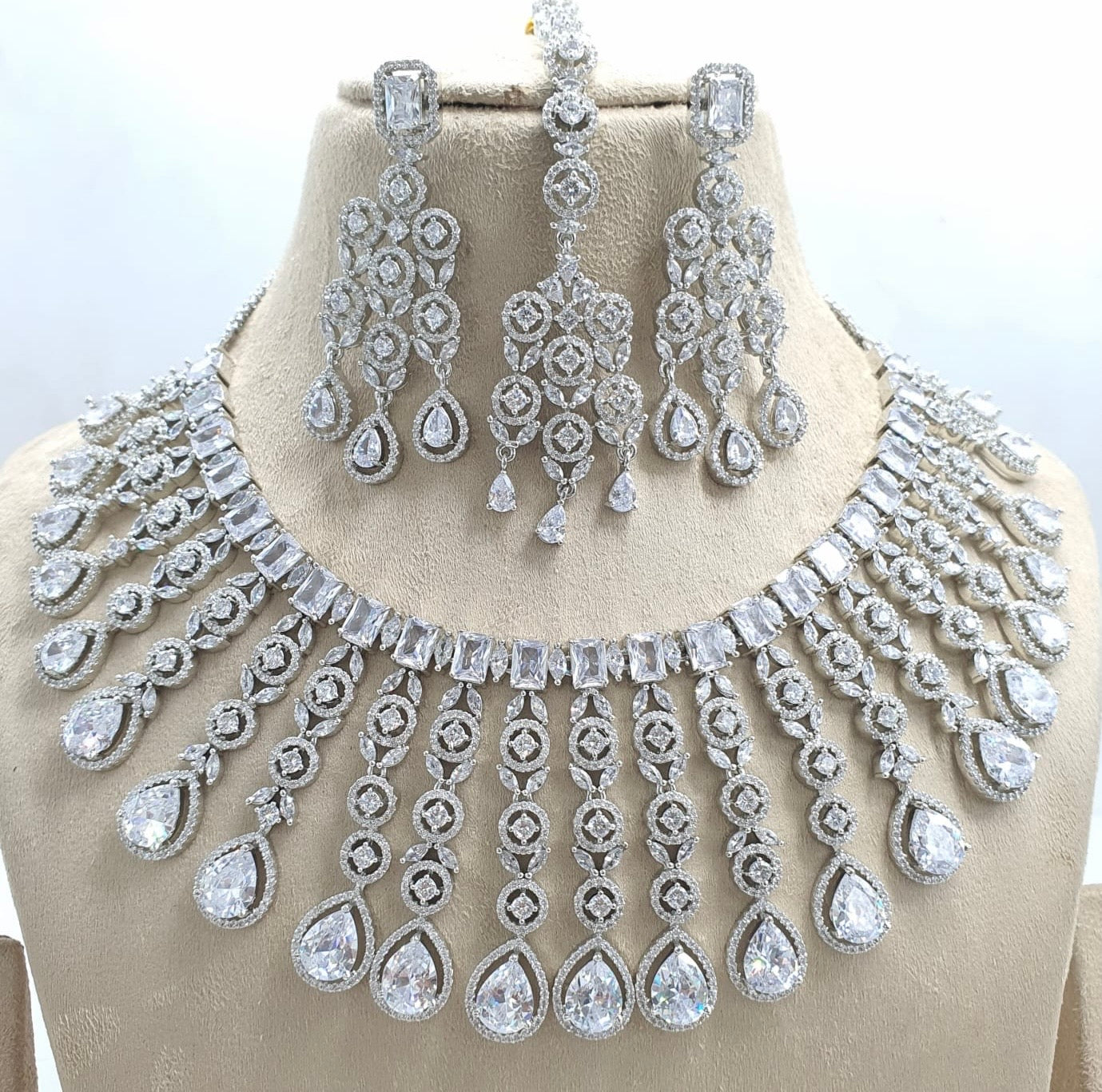 Unique CZ Stone Silver Finish Necklace With Earrings - Premium Quality