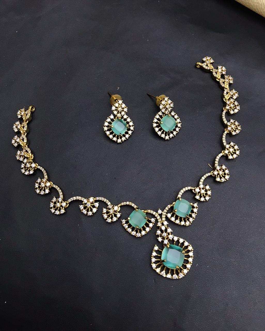 Classic Gold Plated Floral Design CZ Stone Necklace Set With Earrings