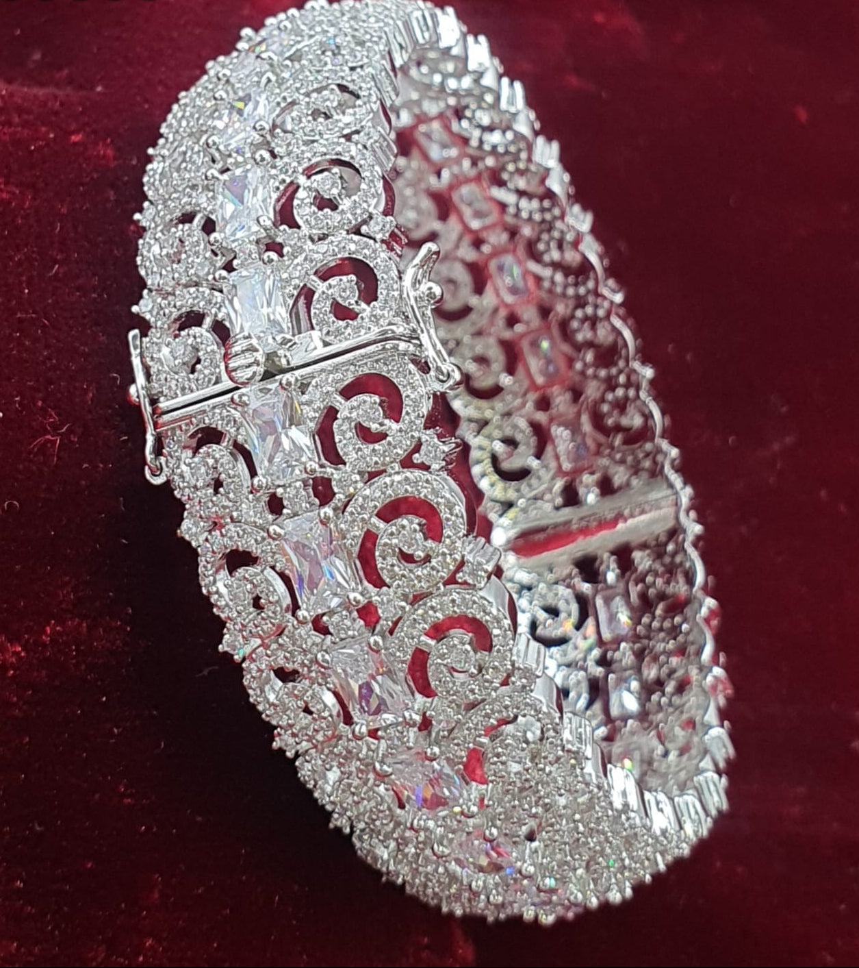 Designer Wear Premium Silver Finish Openable Kada Bangles - 1 Piece