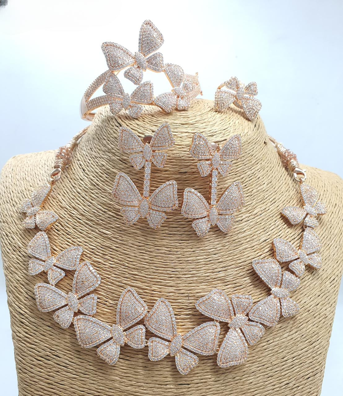Elegant Bridal Choker Necklace Set With Earrings, Bracelet And Ring-Rose Gold