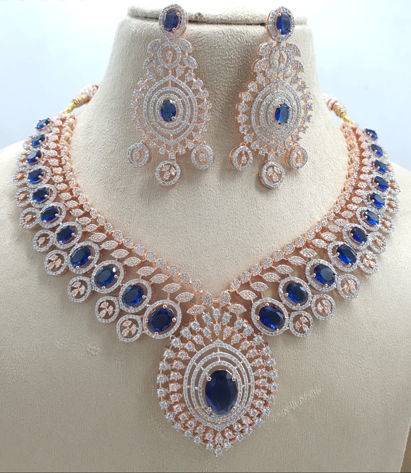 Elegant Bridal Rose Gold Finish Choker Necklace Set With Earrings - Premium Quality