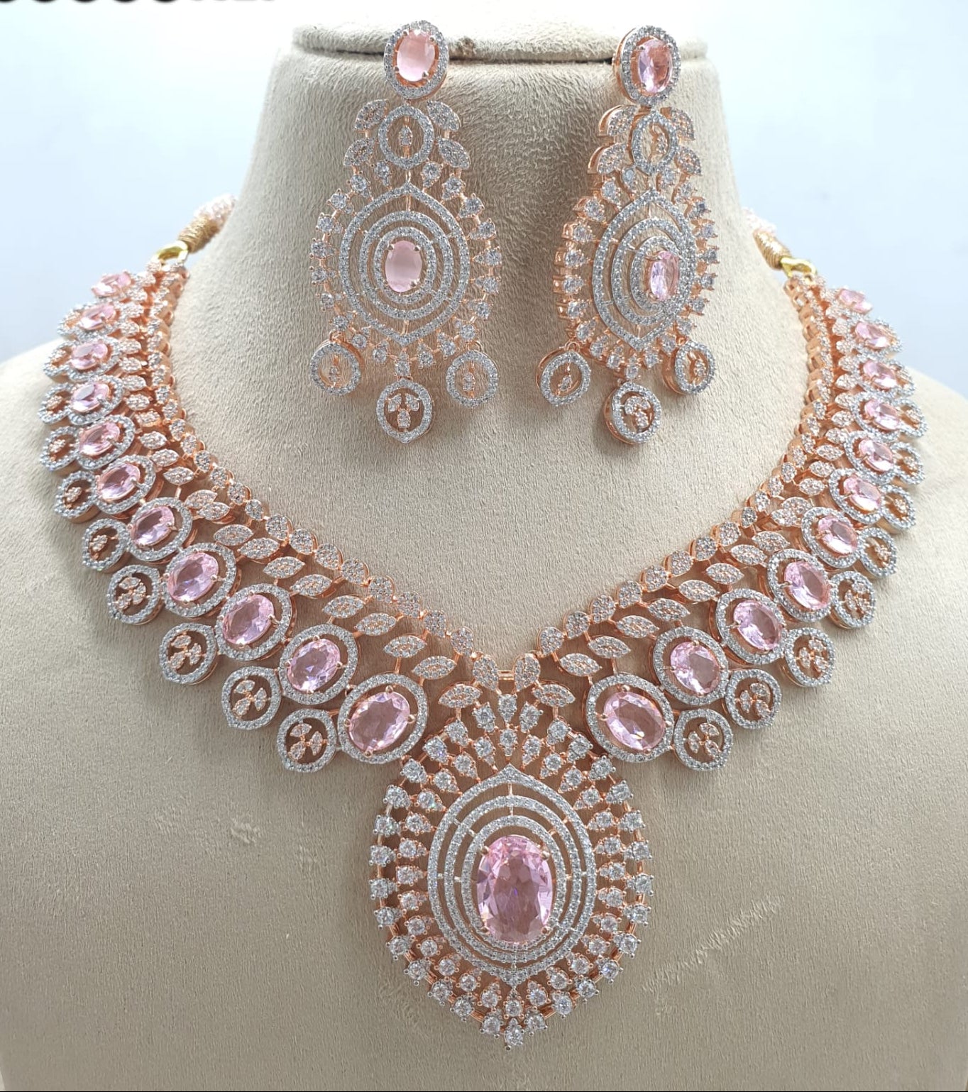 Elegant Bridal Rose Gold Finish Choker Necklace Set With Earrings - Premium Quality