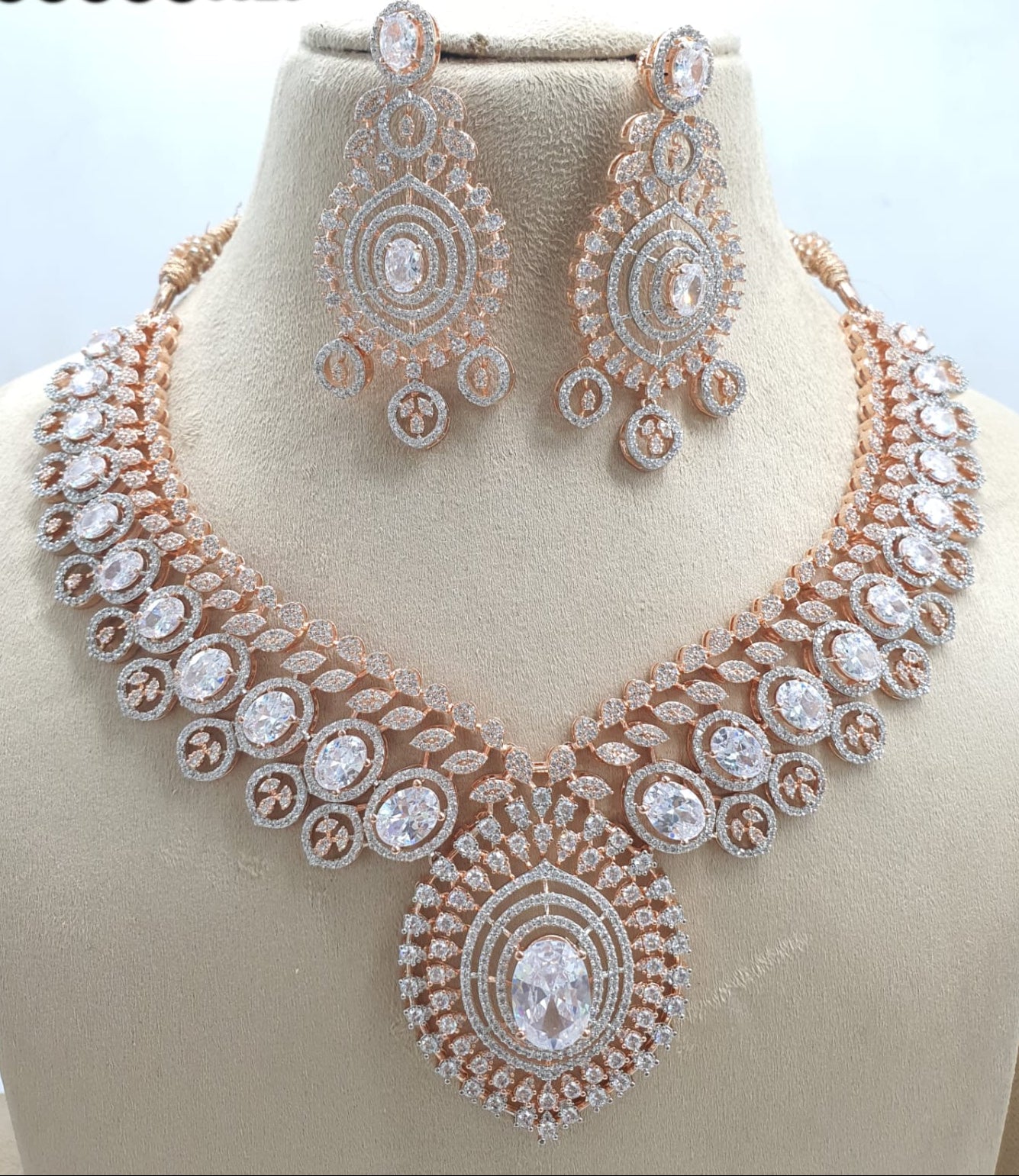 Elegant Bridal Rose Gold Finish Choker Necklace Set With Earrings - Premium Quality