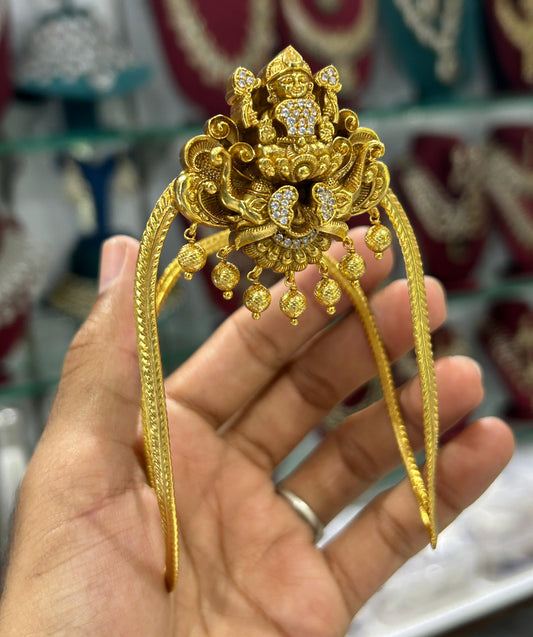 Elegant Premium Matte Finish Vanki/BajuBand - Temple Jewelry