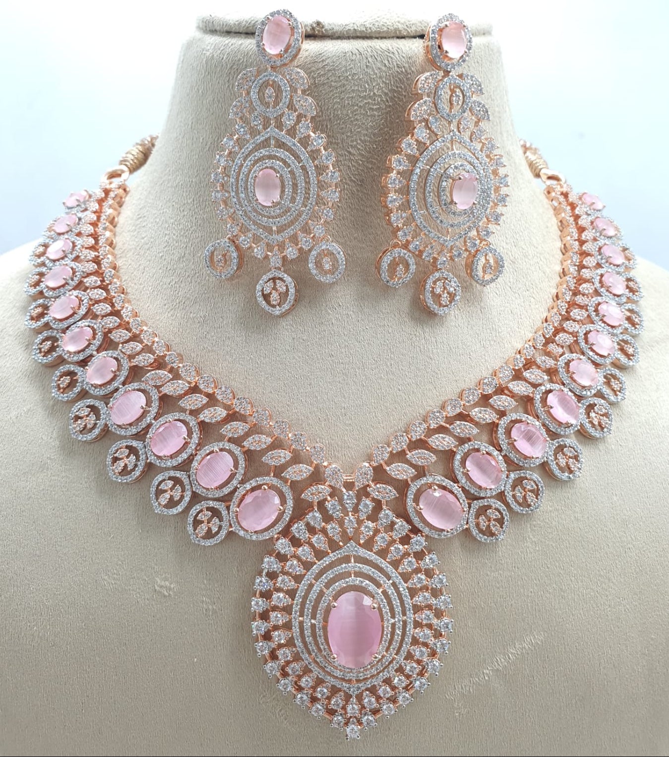 Elegant Bridal Rose Gold Finish Choker Necklace Set With Earrings - Premium Quality