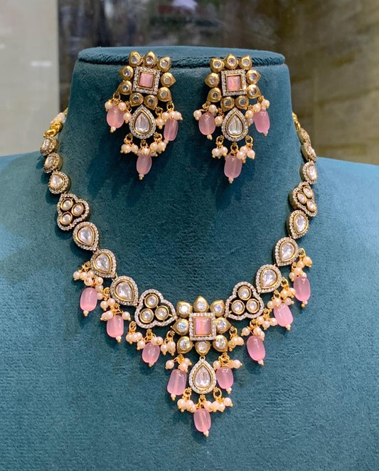 Simply Elegant Victorian Necklace with Earrings