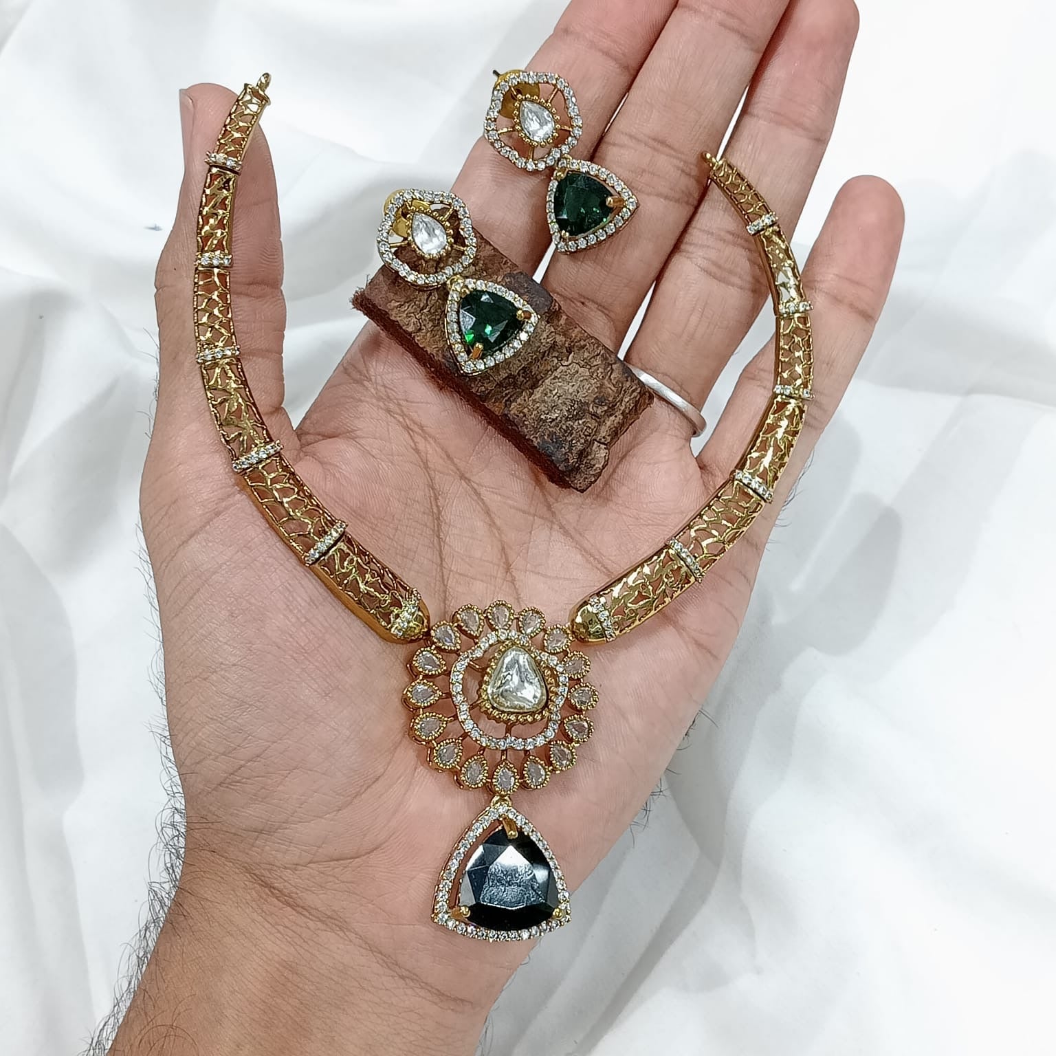 Latest Antique Matte Manju Warrier Manasilayo Kanti Necklace Set