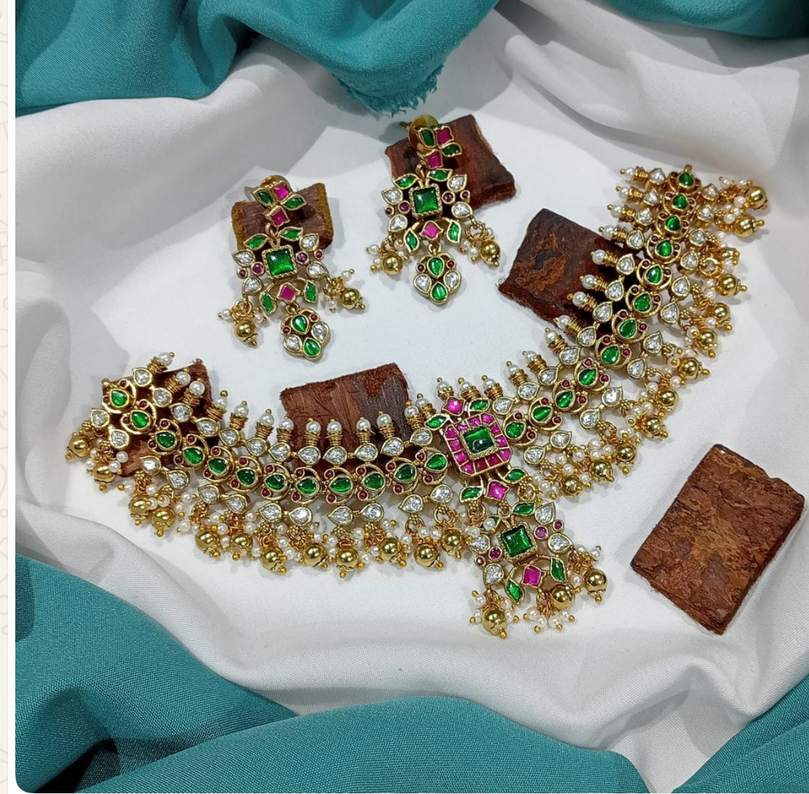 New arrivals Partywear Jadu Kundan Kemp Stone Necklace Set With Earrings 