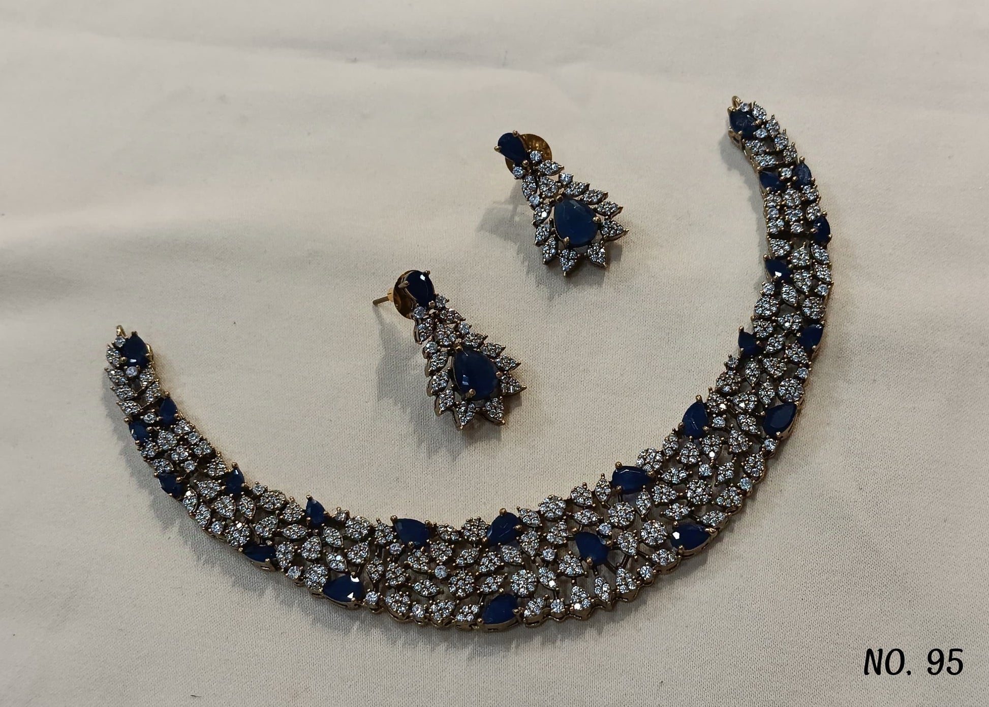 Elegant Victorian finish Cz Stone Choker Necklace with Earrings