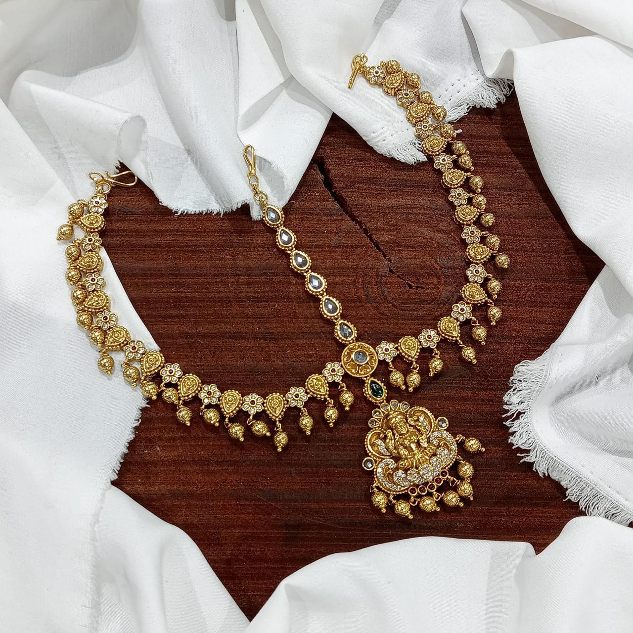 Premium Bridal Antique Finish Traditional Mathpati Tikkas - Lakshmi Motif