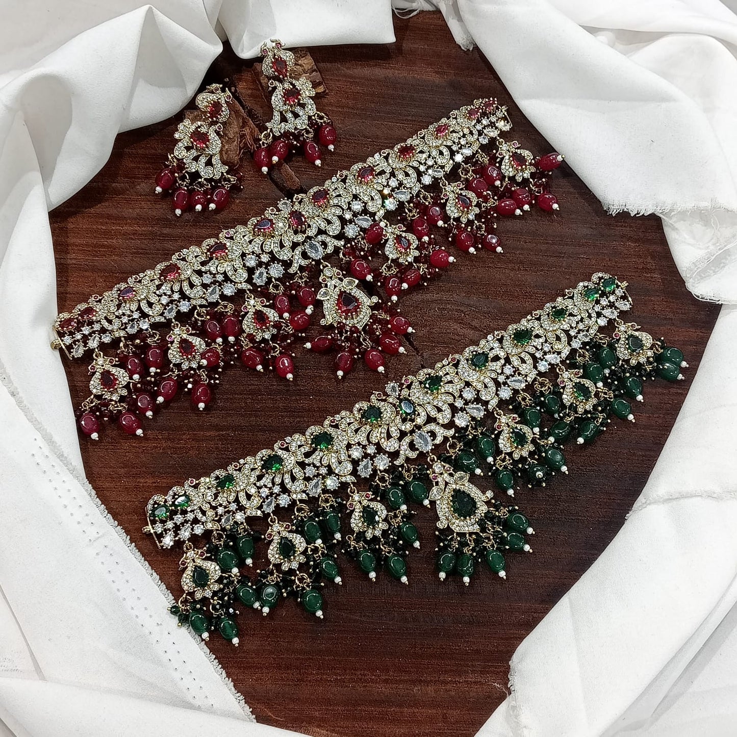 Simply Elegant Victorian Bridal Choker Necklace with Earrings