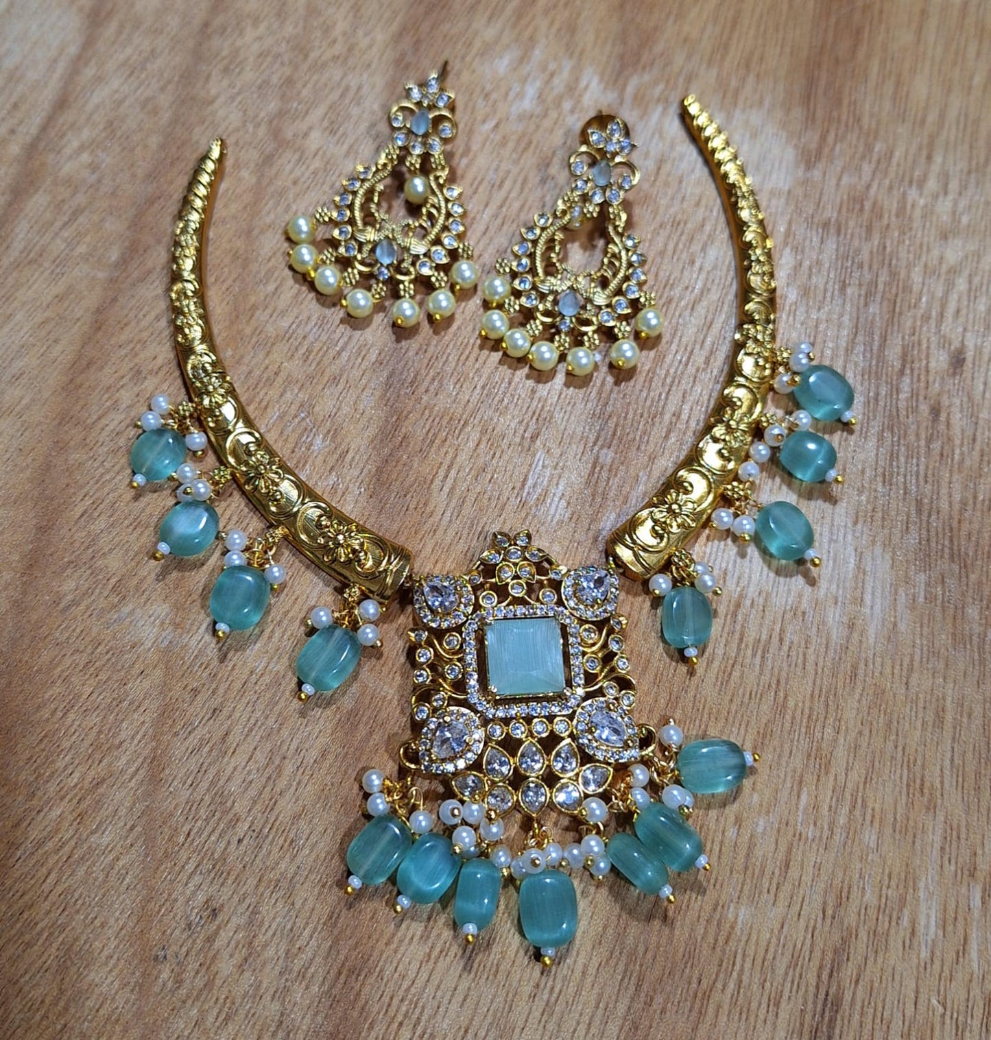 Latest Premium Matte Cz stone Pendant Necklace Set with Kanti