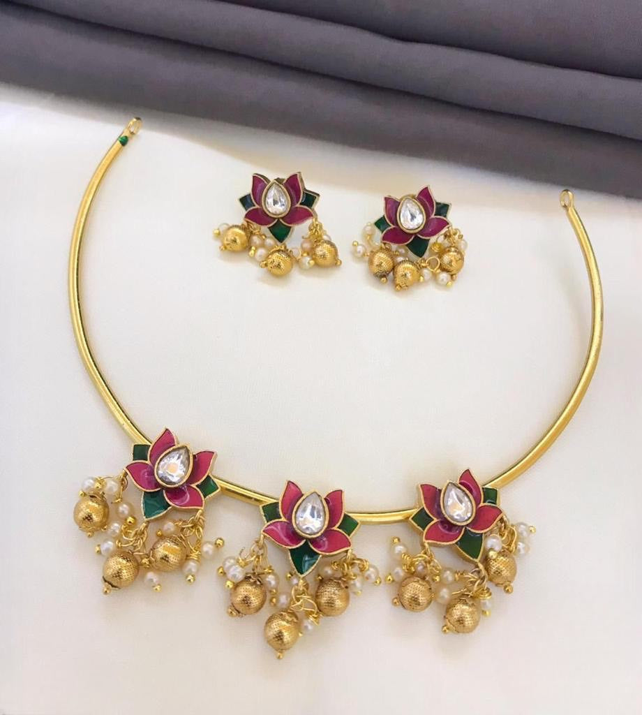 Lotus Design Matte Fashion Jewelry -Kanti Necklace Set