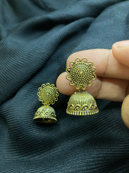 Zuccii Exclusive- Cute Stylish Antique Jhumkas Earrings
