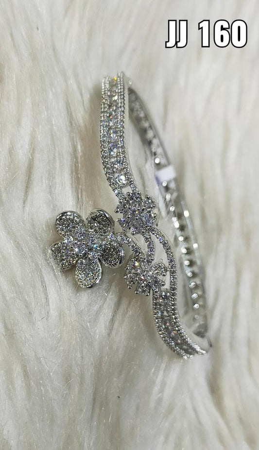 Simple Cute American Diamond Fashion Bracelets Openable Kada Bracelet