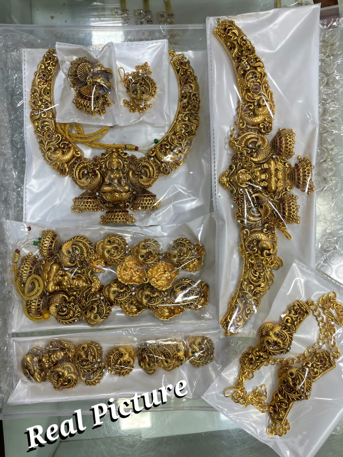 Temple bridal store jewellery set